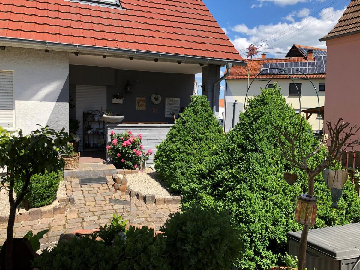 Ferien- Und Monteurswohnung Heilbrunnen Woerth am Rhein Exteriér fotografie